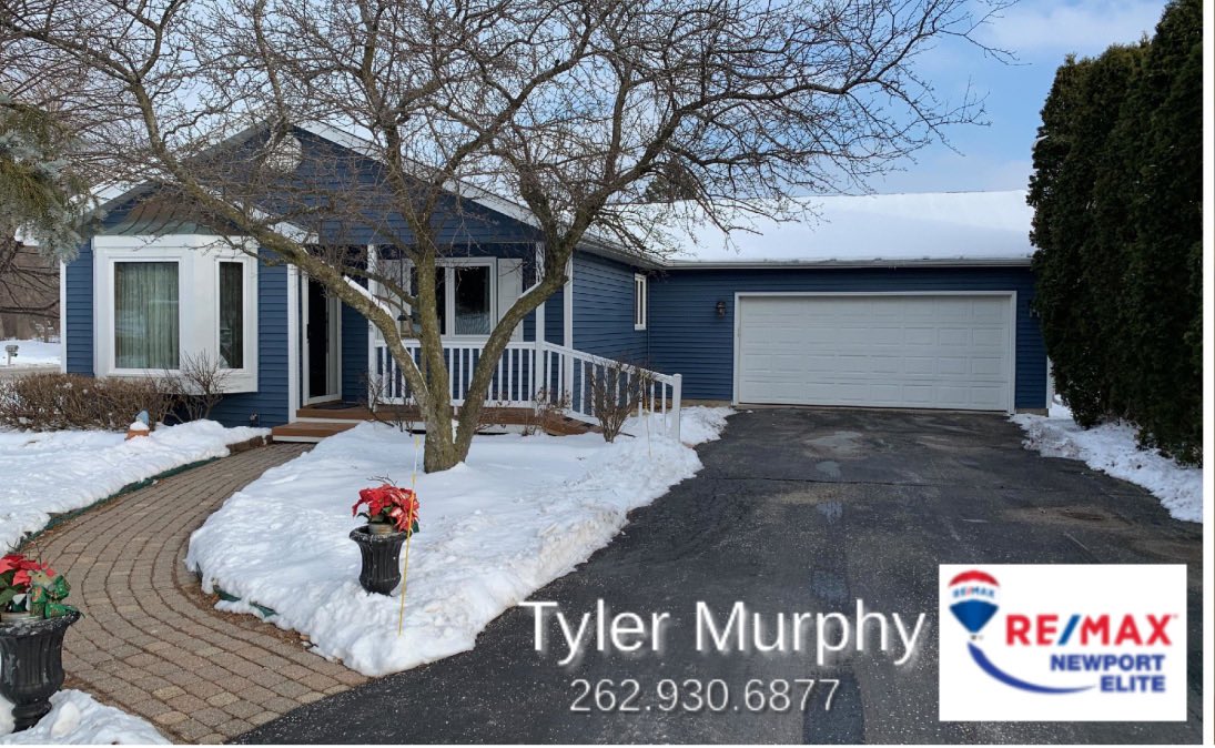 TylerMRealtor's tweet photo. Accepted Offer on my listing in Oak Creek! I am licensed to sell Real Estate in the whole state of Wisconsin! Wondering were I’ll travel to... ask! #tylermurphytherealtor #wisconsinrealtor #wisconsinrealestate #wisconsin #oakcreekrealestate #oakcreekrealtor https://t.co/5MZWwPruu4