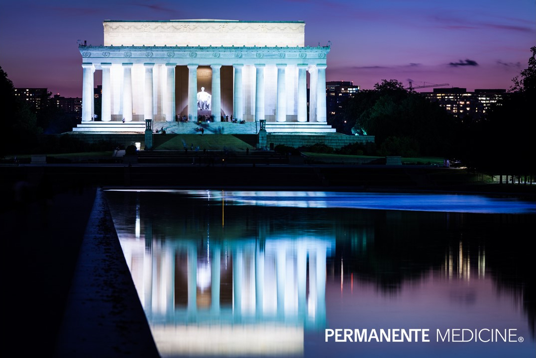 PermanenteDocs's tweet photo. Today we join the National #COVIDMemorial in honoring the nearly 400,000 lives lost to #COVID19 in the United States. Take a moment at 5:30 p.m. (ET) to remember those you've lost. And stay home and stay safe. https://t.co/WR8VCbHETs