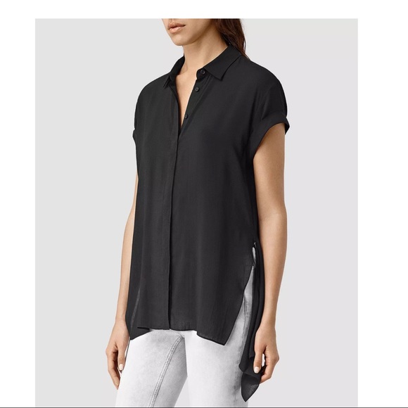Unikelegance's tweet photo. So good I had to share! Check out all the items I'm loving on @Poshmarkapp #poshmark #fashion #style #shopmycloset #allsaints #joie #freepeople: https://t.co/xruBH1ikiR https://t.co/7rB3lobsrj