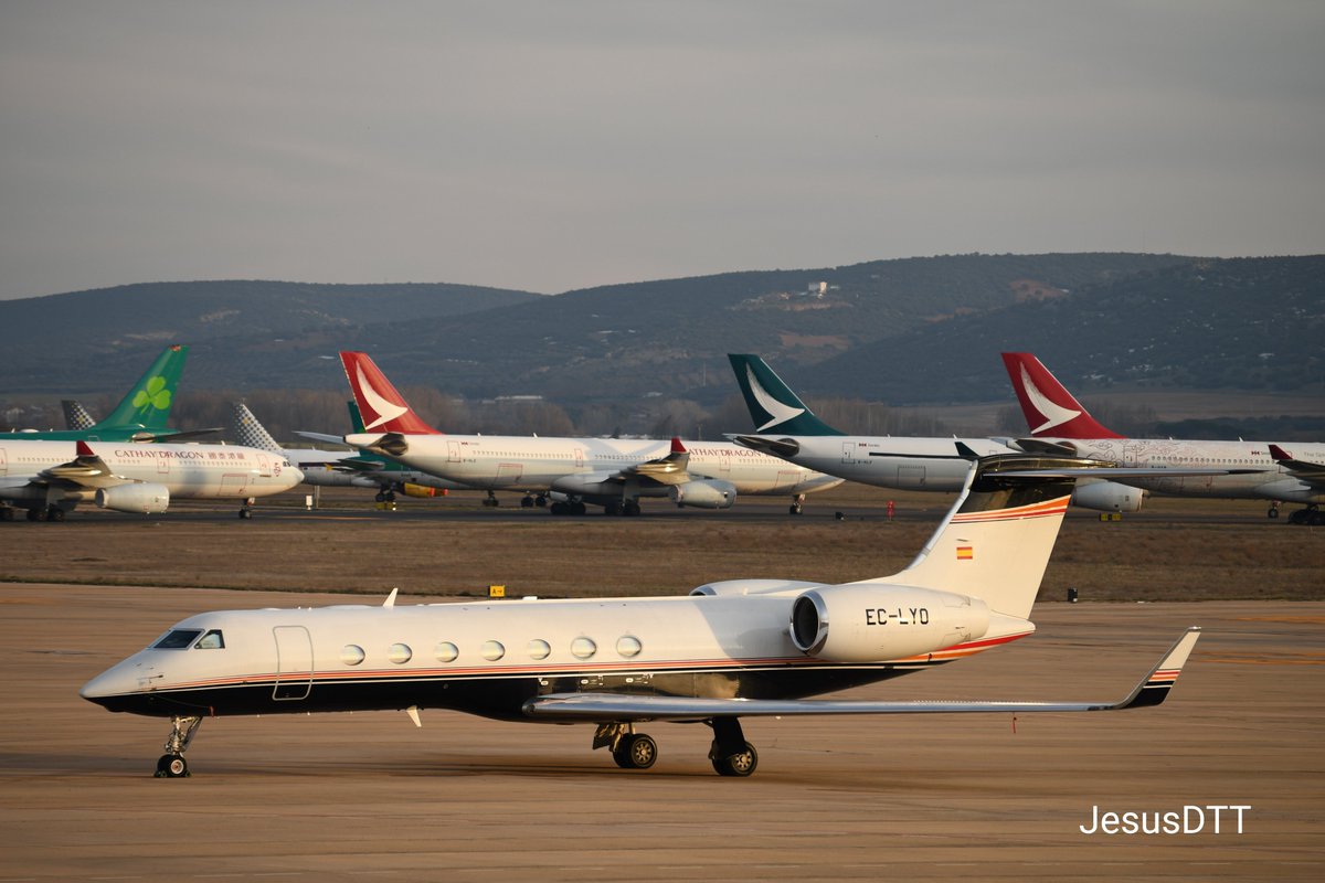 jesusdtt's tweet photo. Visita a la parte de @CRealAirportCQM #CQM #LERL que queda dentro del término municipal de #Ciudad Real para ver los 2 jets privados https://t.co/mdxYMrITp4