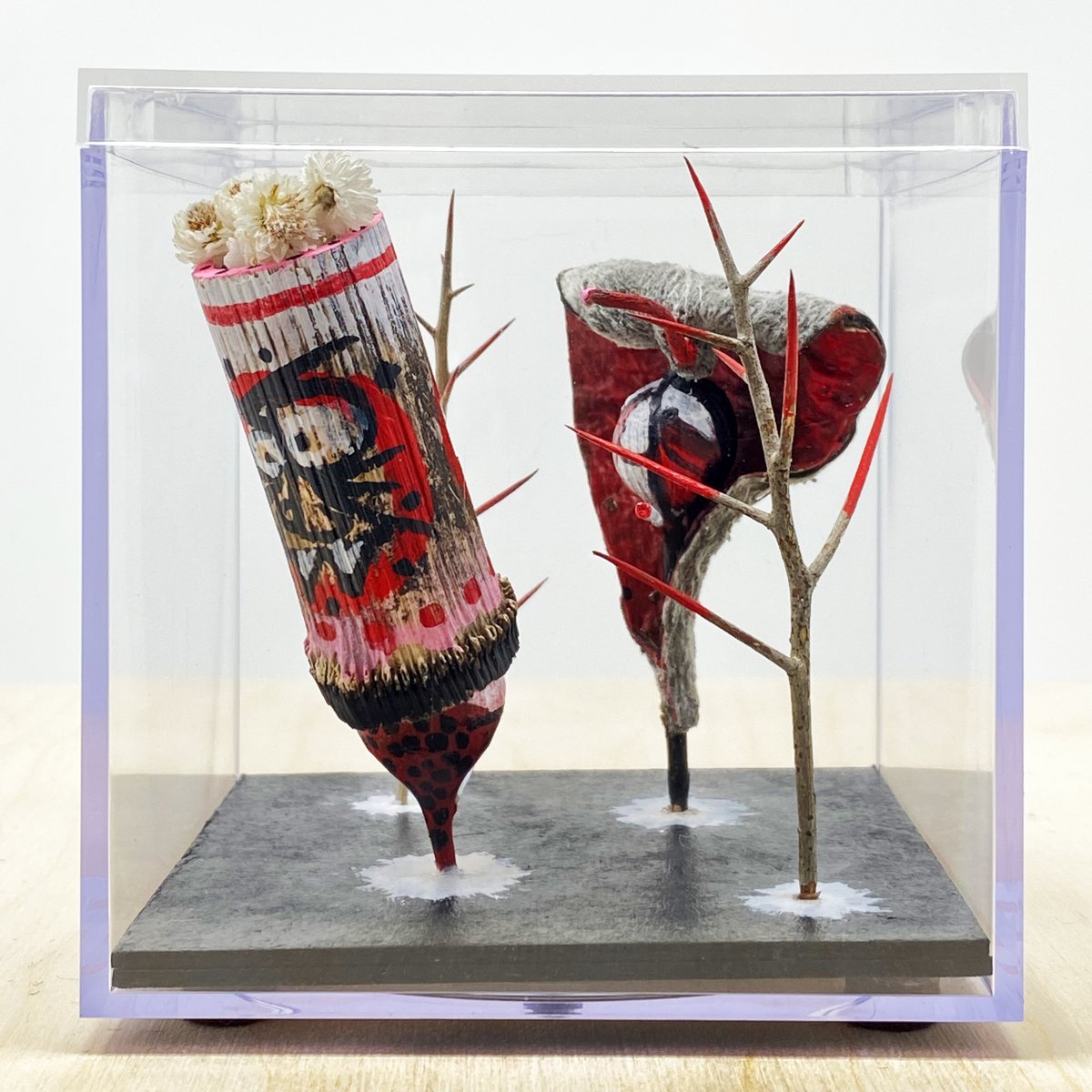 shop_gin's tweet photo. New from Gin Hill Shop! Thorny World Valentine's Set, made from #NaturesJunkPile #plants #seeds #goldenrod #gallflypods #BovinaNY @ginhillshop @PowellBettyJ https://t.co/t0zapEkzAC