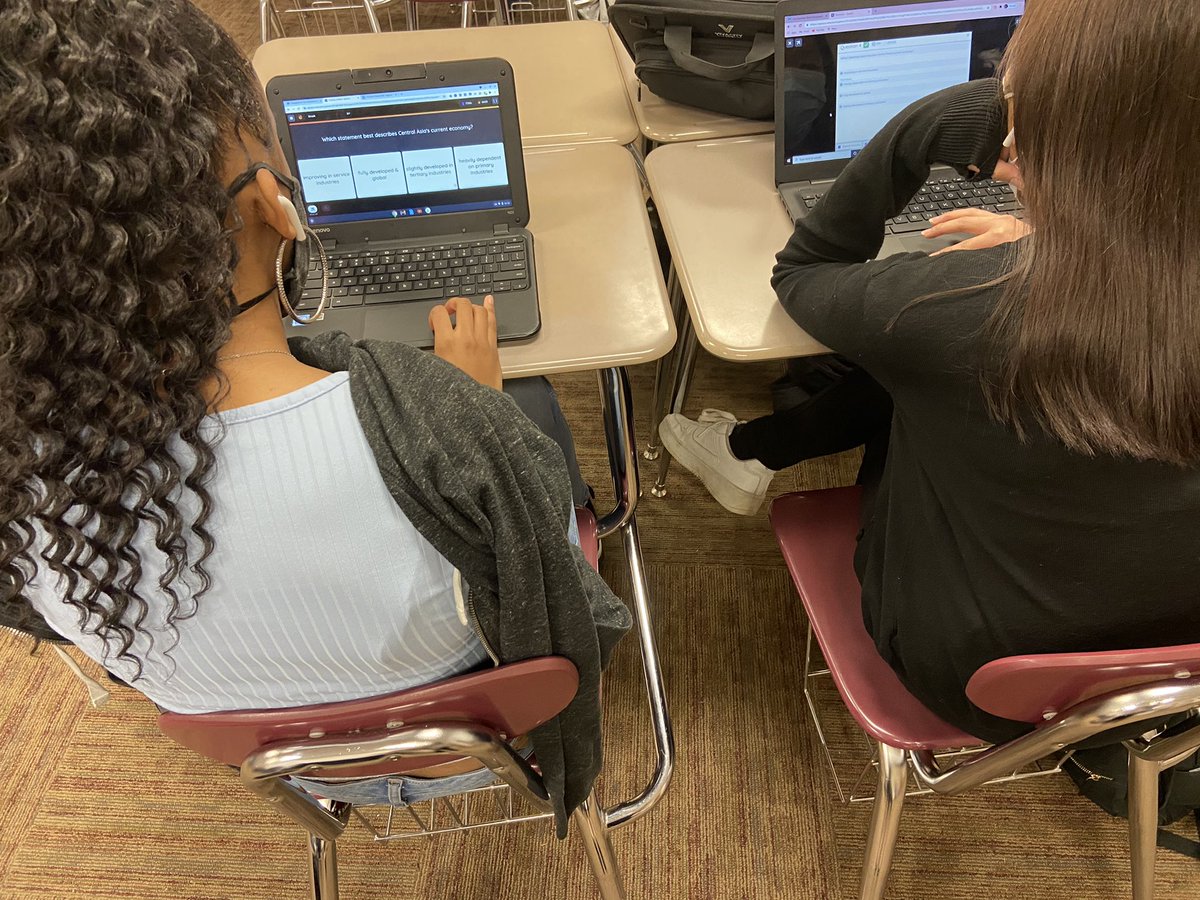 Students in World Geography using <a href="/gimkit/">Gimkit</a> to review- gamified learning happening <a href="/WhitehouseISD/">Whitehouse ISD</a> ! @Coach_Holder17