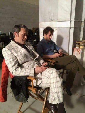 mads mikkelsen as vincent van gogh paintings : a thread