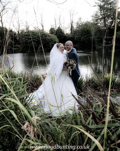 Who loves Xmas/ new year weddings we do