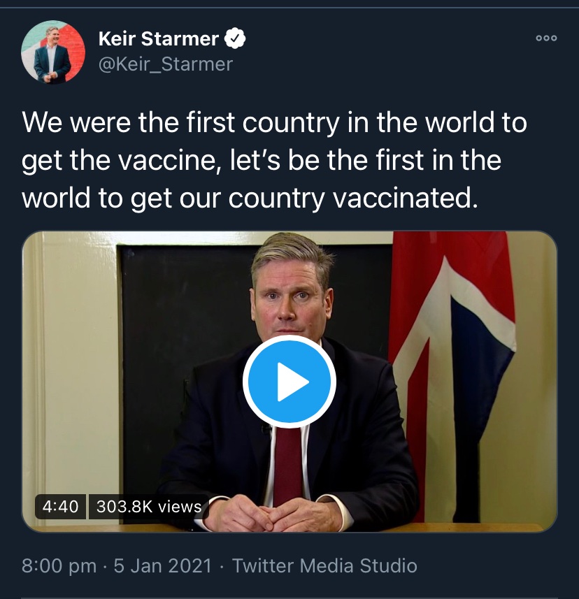 Starmer knows  is never gonna win a culture-war. Hence his dropping of pledges to retain FoM & any plans to rejoin , hence his willingness to be sat in front of a Union Jack, hence his enthusiasm for the Royal family, hence his articulation of trad Xtian values @ Xmas