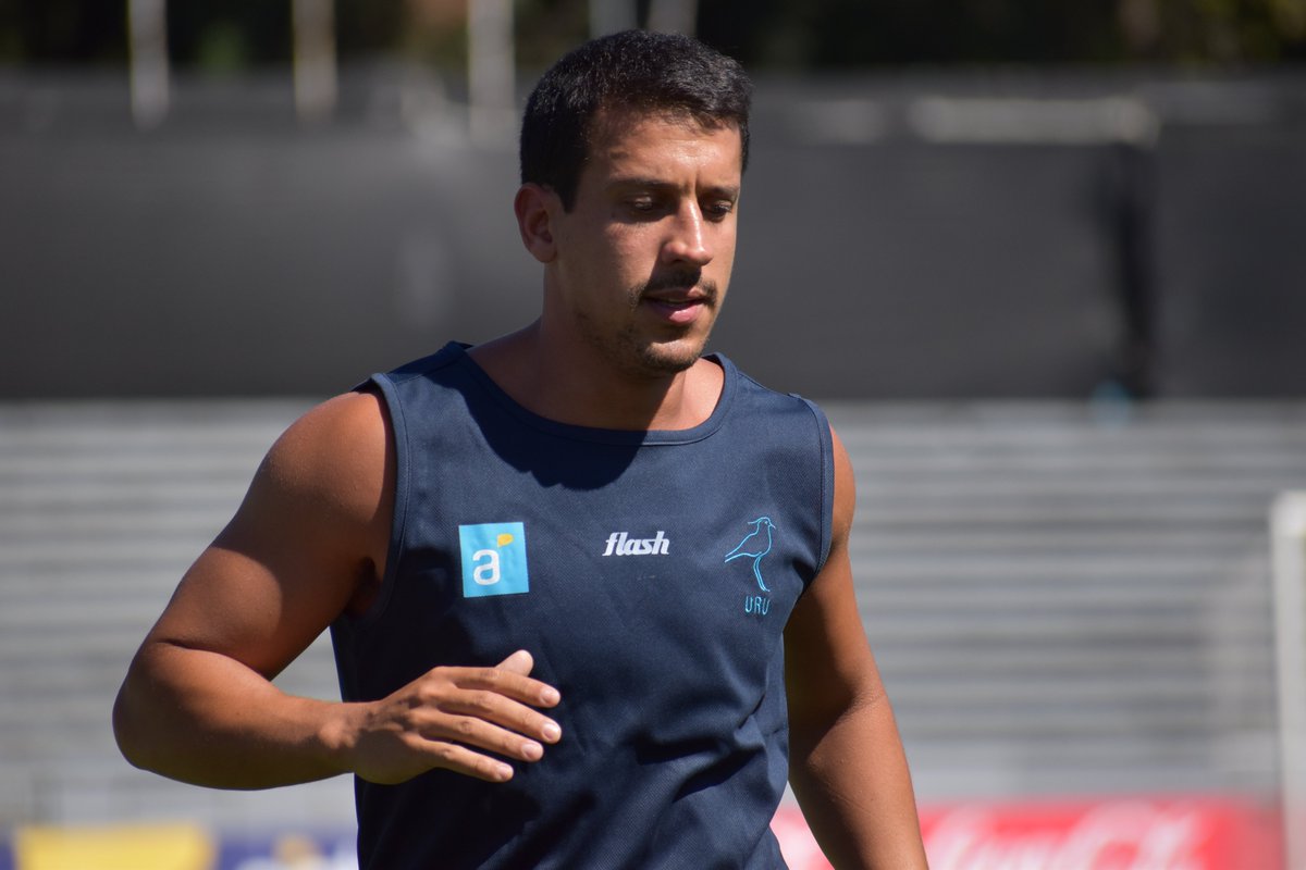 RugbyUruguay's tweet photo. Los Referees también se preparan en el Centro Charrúa

🔛 #Pretemporada | @ReferatoURU ✔️ https://t.co/JtswuWpxUi
