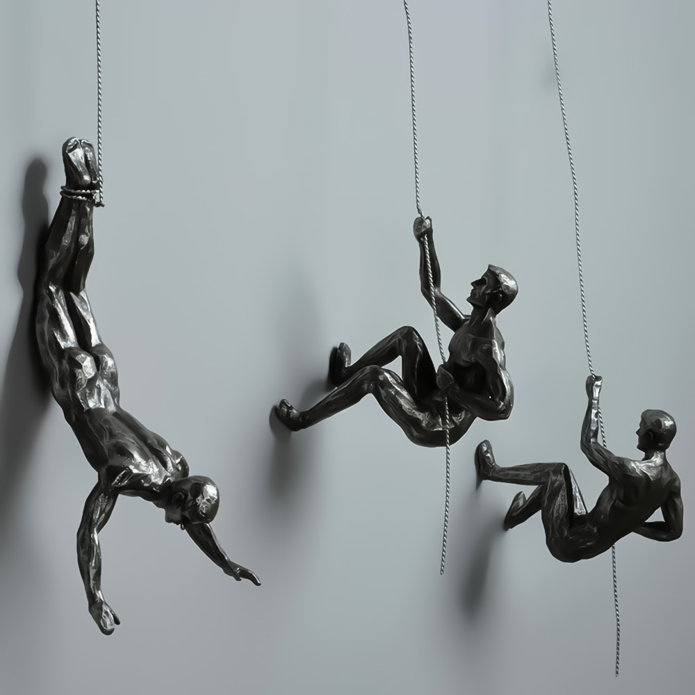 These beautiful antique bronze statues are an instant conversation piece and a way to mind a modern nordic style to any room. Mix, match, and collect as many as you'd like to build your own unique look.

Shop Here: sprezzadesigns.com/collections/al…