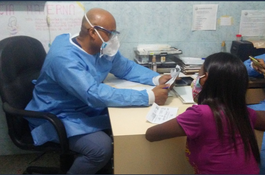 ivssoficial's tweet photo. En el marco del plan #PartoHumanizado el personal médico asistencial del @AmbOjeda del estado #Zulia continua garantizando atención óptima para las gestantes. 
#DiputadosPorLaPatria
#ProtecciónSocialSaludYPrevención
#PorUnSeguroMásSocial 
#IVSS
@MagaGutierrezV 
@NicolasMaduro https://t.co/o9xvBOZNTs