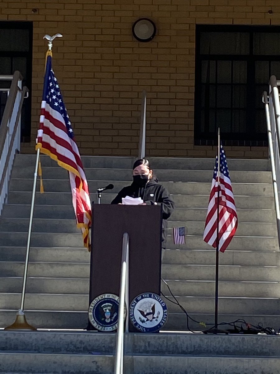 STREAMReading's tweet photo. @HorizonAcadFL Mr. Keenan’s Ss took part in a mock inauguration today! Well done by all! Thank you Ms Drazan for all your assistance with this! My classes had a great time learning about this important process! https://t.co/671Jz3eBkT