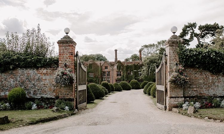 A beautiful view of Seckford Hall as you drive up to our entrance 😍

What is your favourite memory of Seckford? Let us know below! ✨