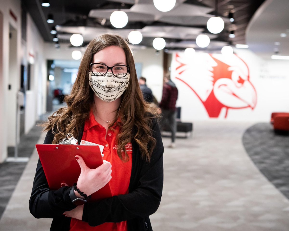 Redbird_Food's tweet image. 🔴NEED A JOB? WE’RE HIRING!🔴

EMDH offers a wide range of student positions with competitive wages, flexible schedules, and leadership opportunities. Learn more at Dining.IllinoisState.edu/About/Employme… 

#YourRedbirdLife