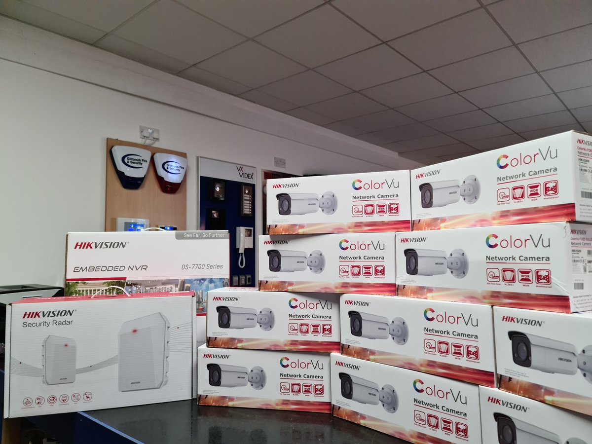 GiltbrookFandS's tweet image. Forget #BlueMonday that&apos;s long gone. Enjoy more #hightech #highspec @HIKVISIONUK
equipment this week
Starting with the DS-PR1-60 #Hikvision #Security Radar one of 3 in the UK and what everyone has been waiting for a week early :THE 8mp 4k ACUSENSE + COLORVU BULLETS #CCTV