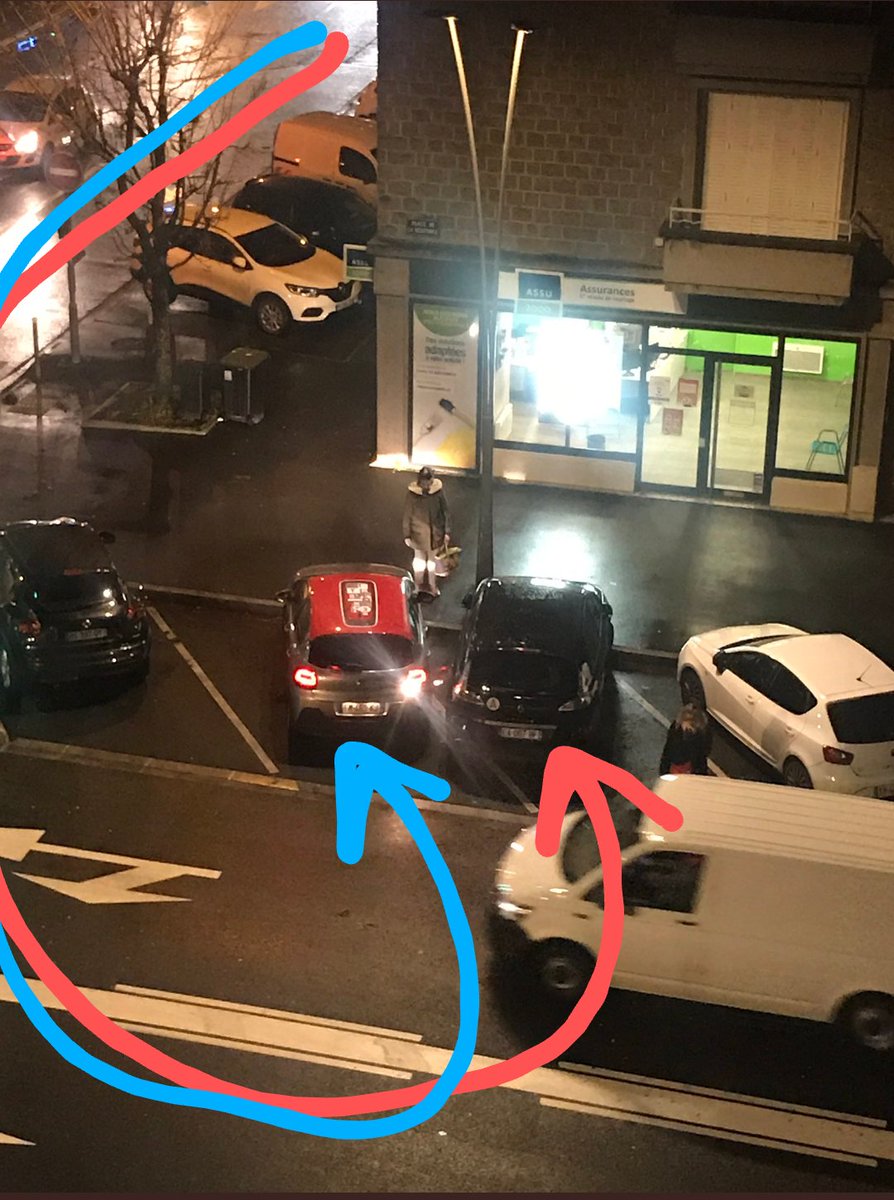 BrigittePETIT08's tweet photo. @Xav08000 Logique .... ou pas 😉 C'est tous les jours à cet endroit 🙄 https://t.co/od6GVk4WEs