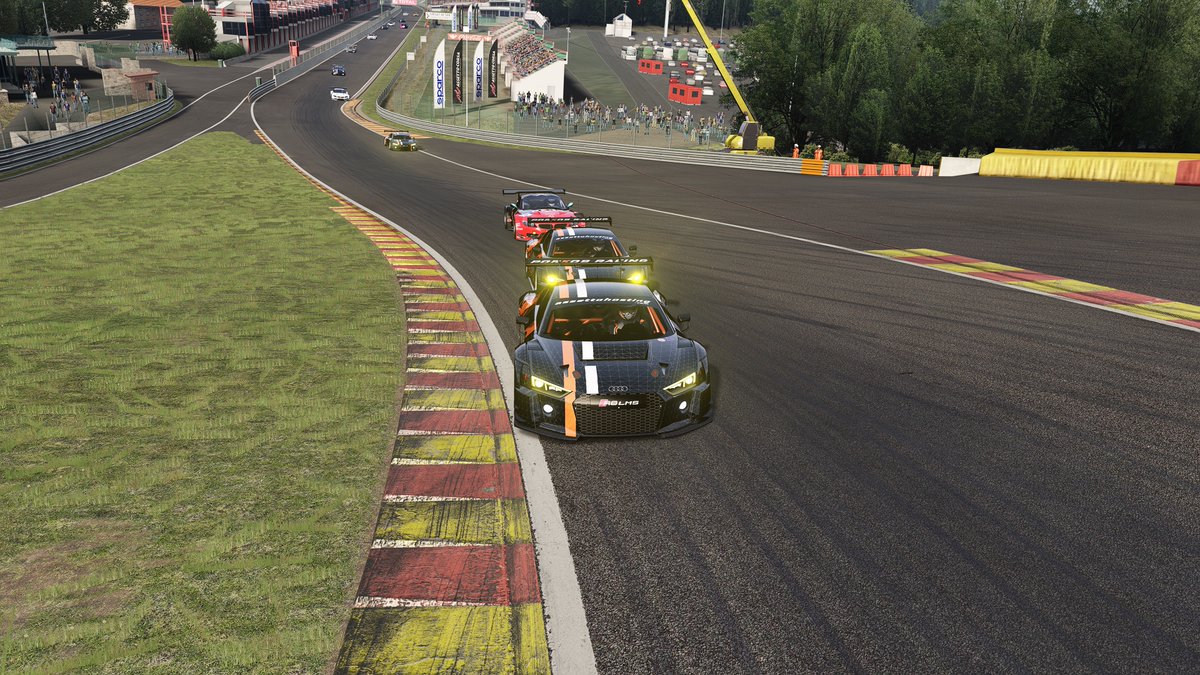 porkosracing1's tweet photo. Más que merecida tercera posición para nuestro piloto Pol Aranda este pasado Domingo en Spa-Francorchamps con el Audi R8 @EspanaSimracing El resto de pilotos valoramos positivamente la carrera y ya estamos pensando en la siguiente, el 31/01 Circuit de Catalunya 🐷🔥🐷🔥 https://t.co/qEokhSEICv