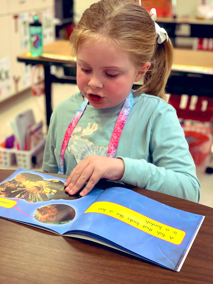 CCPSHENCLASS's tweet photo. Some people like listening to all sorts of music. Listening to Kinders read is music to my ears @cullmanprimary #CCPSBest #iTeachK @Alabama_Reading https://t.co/MarYOZopVX