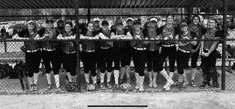 CochranMadilyn's tweet photo. #teammatetuesday Can’t wait to get back on the field with girls! 🥎 @GAPowerGold2021 @GSCSoftball https://t.co/d9h0RcdMxi