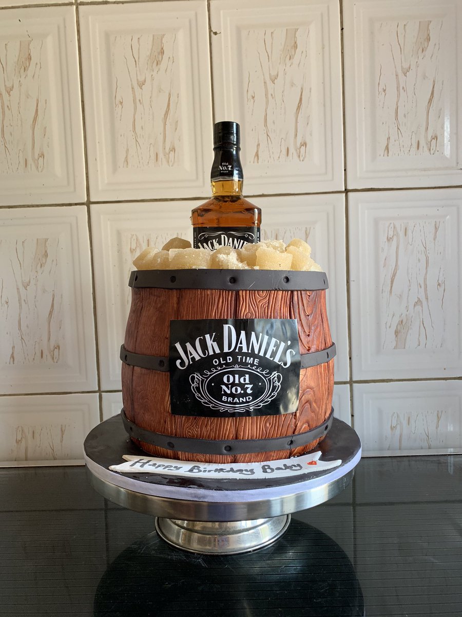iam_chinko's tweet photo. For the love of JD !! 🥃 

#repeatdesign 
#AbujaTwitterCommunity 
#abujabaker https://t.co/FIZjGSCTVM