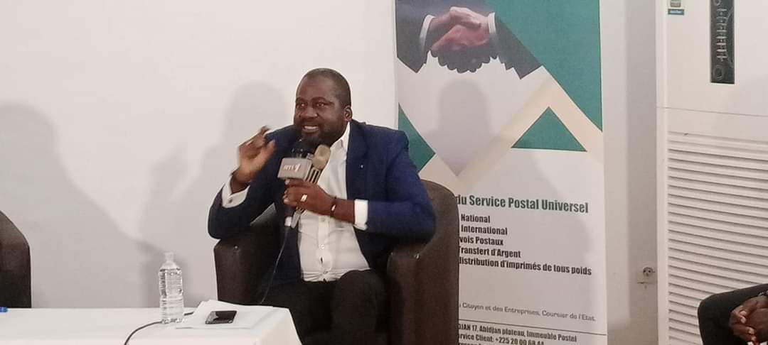 YaoRaissaa's tweet photo. "Si vous avez une solution vous nous écrivez et puis on regarde" @isaacgnamba
#UnbciRecoit #Unbci https://t.co/MXycxr0E2Y