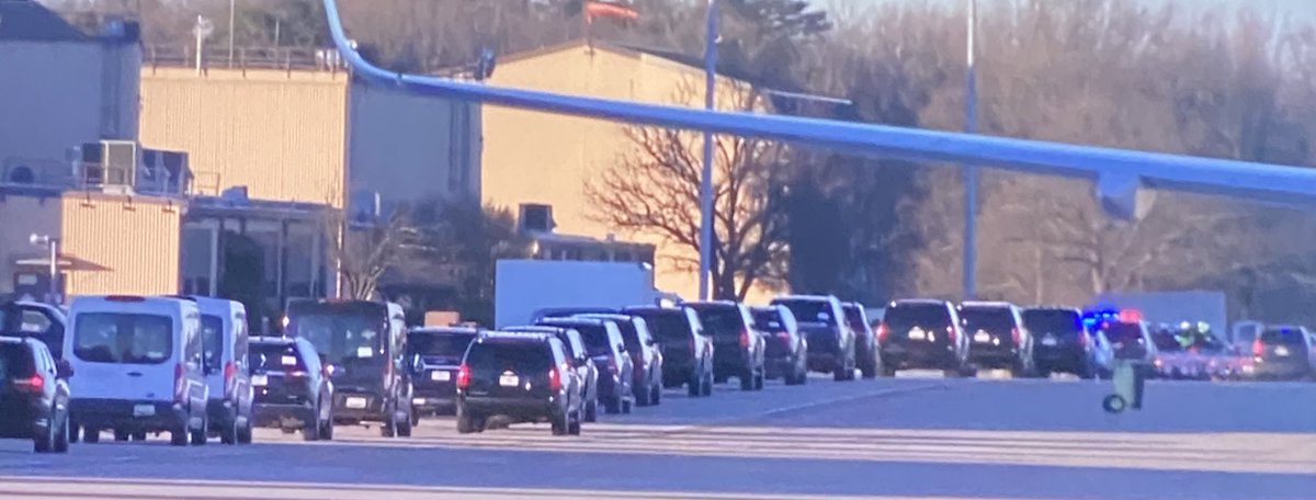 funder's tweet photo. This isn’t trump’s motorcade.

It’s President-elect Biden’s. https://t.co/9676FPq8iE