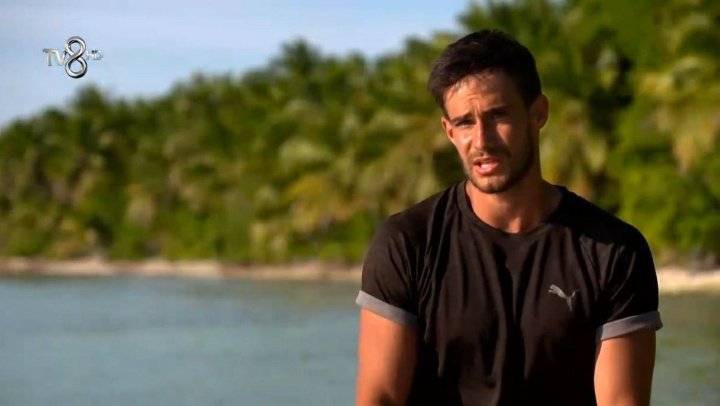 Vay aşkı memnunun Bülenti büyümüşte yarışıyor hey gidi günler Batuhan