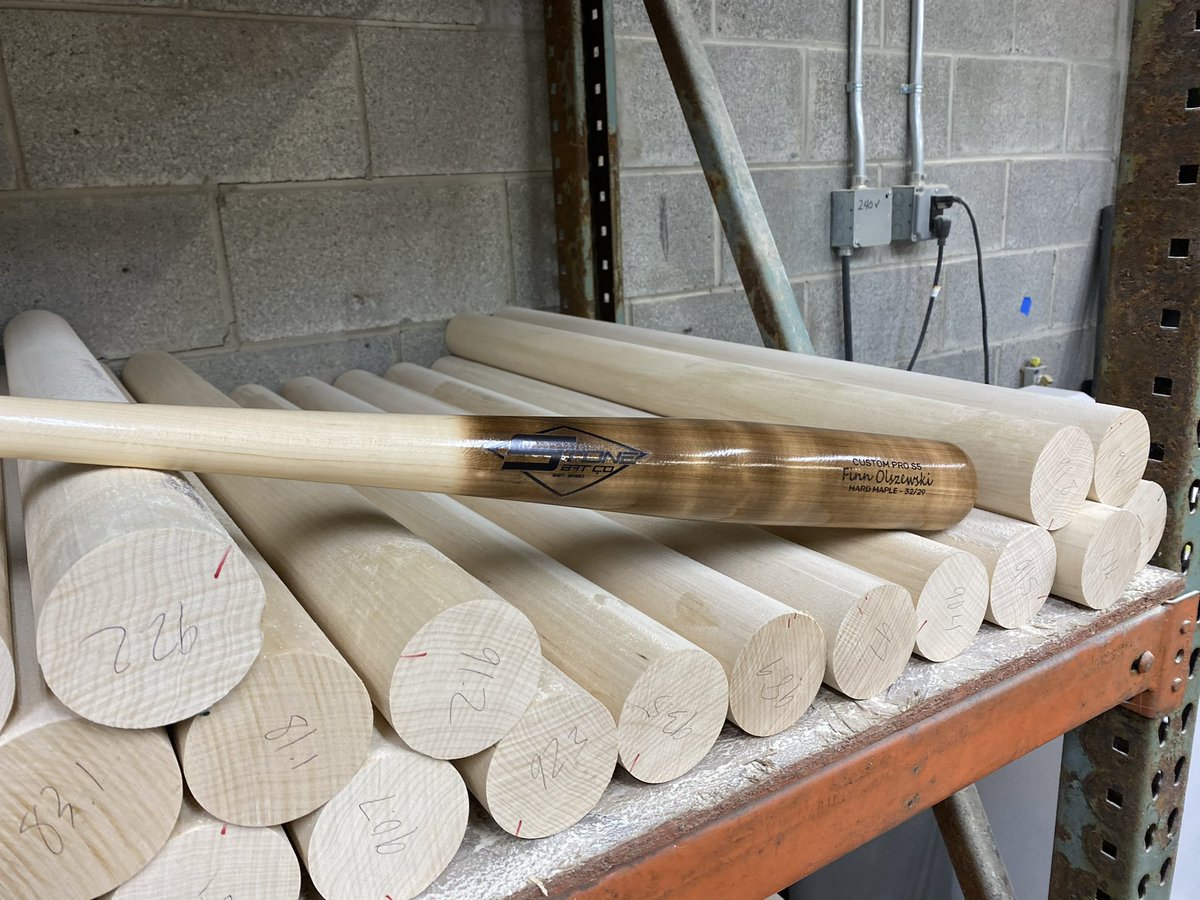 StoneBatCo's tweet image. Custom Pro S5 
Natural Handle🌲
Burned Barrel🔥