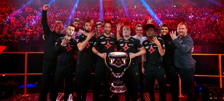 jaumegistau_'s tweet photo. Ganamos el primer partido de ESEA open contra @ATH_Community
Seguimos! @TM_BIZZ @Nano19bv @juanlu_1357 @asierrodri1 @BarB0_CS
Resultado: 16-6 https://t.co/cA2Vbqzgtc