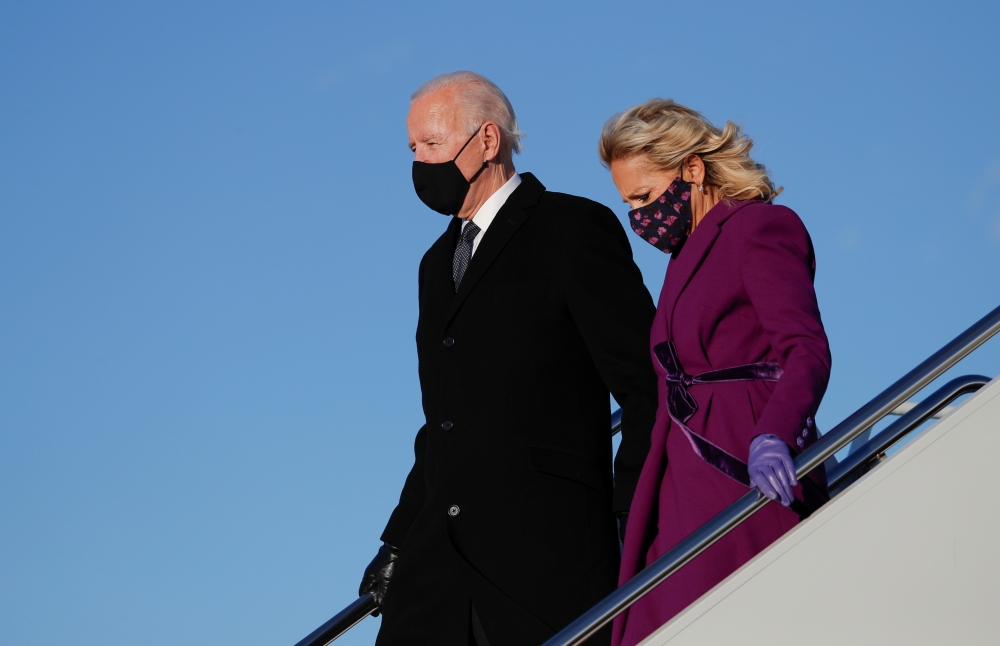 عاجل الرئيس الأمريكي المنتخب جو بايدن يصل إلى واشنطن