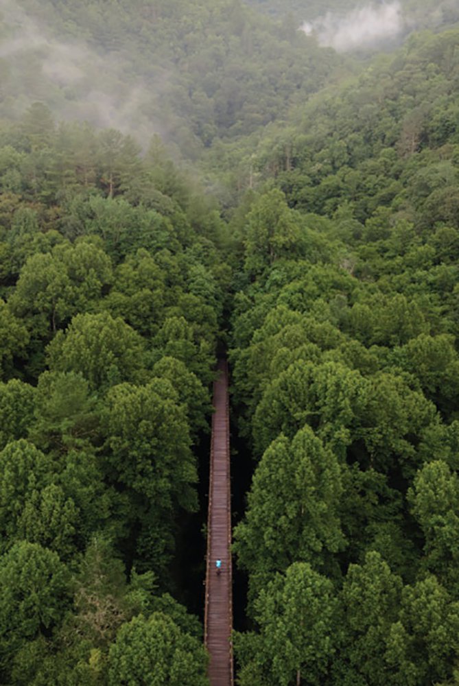 2020 was a rough year, no one can argue with that. But we all hope 2021 brings more chances to enjoy what this country has to offer. With that in mind we present to you the 2021 Road Trip, a guide to 11 getaways guaranteed to cure cabin fever.

Read here: bit.ly/3svBLfp