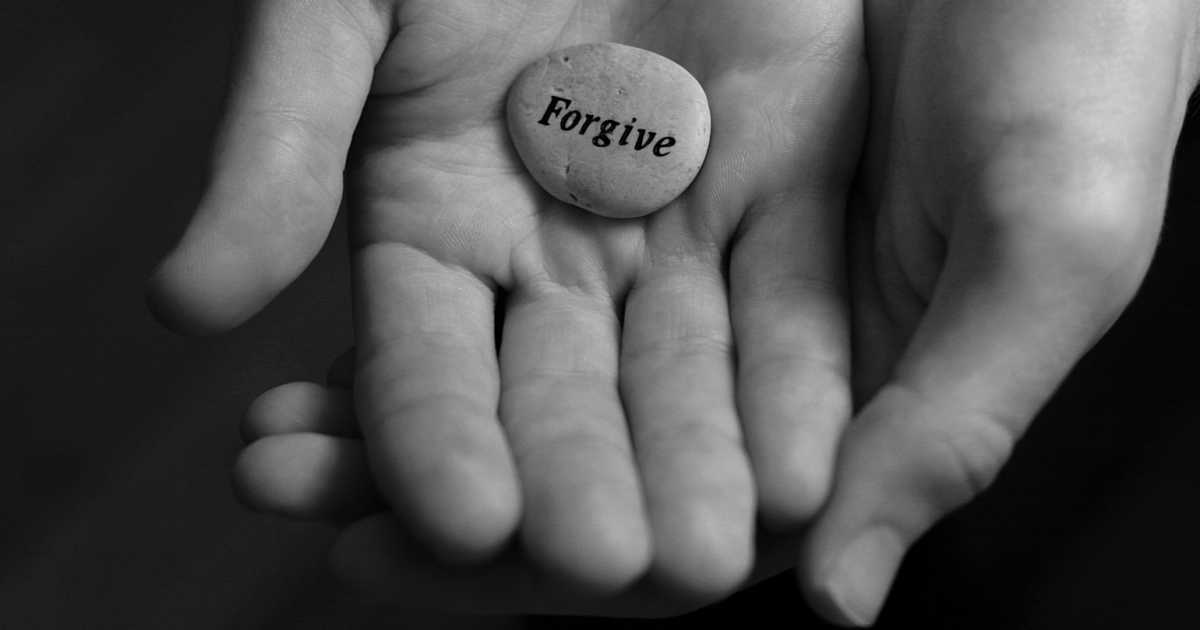 Transfo54070845's tweet photo. This is the gift that give to other and comes back to you.
#forgive #love #forgiveness #peace #believe #life #faith #god #loveyourself #jesus #pray #hope #blessed #yourself #happiness #quotes #forget  #trust #healing #selflove #allah #forgiveyourself #sorry #forgiven https://t.co/vZT7eeE8MS