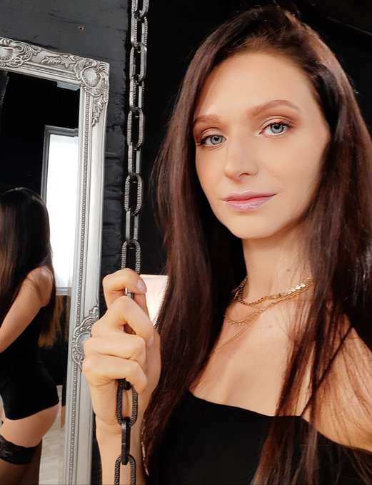 Guess what happened with my limit today 🔥😉 https://t.co/XZQNDKEQ1Y<a href="/tag/%D0%BD%D0%BE%D0%B2%D0%B0%D1%8F%D0%B0%D0%B2%D0%B0%D1%82%D0%B0%D1%80%D0%BA%D0%B0"class="tags"><span>#новаяаватарка</span></a>