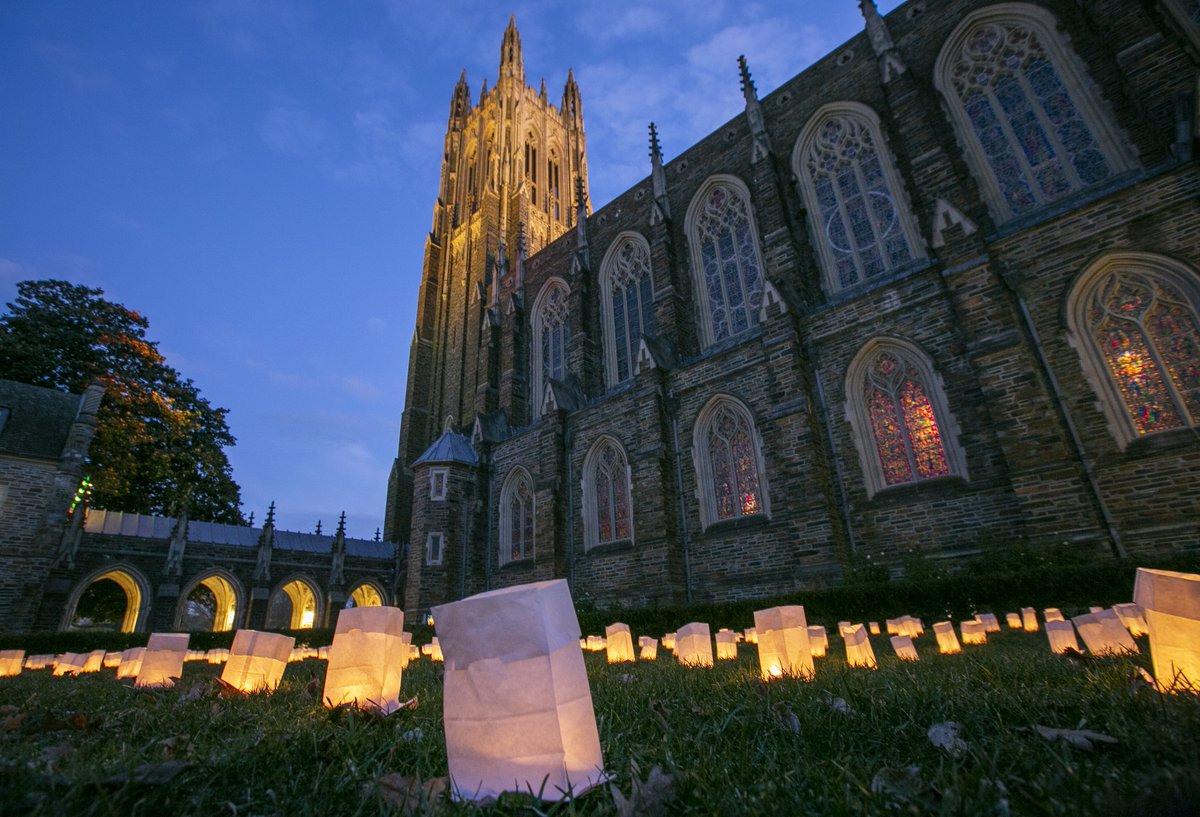Duke University (@dukeu) on Twitter photo At 5:30 PM (ET), the <a href="/DukeChapel/">Duke Chapel</a> bells will toll 40 times — once for every 10,000 American lives lost to COVID-19
An online presentation of tonight’s memorial is available on duke.edu At 5:30 PM (ET), the <a href="/DukeChapel/">Duke Chapel</a> bells will toll 40 times — once for every 10,000 American lives lost to COVID-19
An online presentation of tonight’s memorial is available on duke.edu