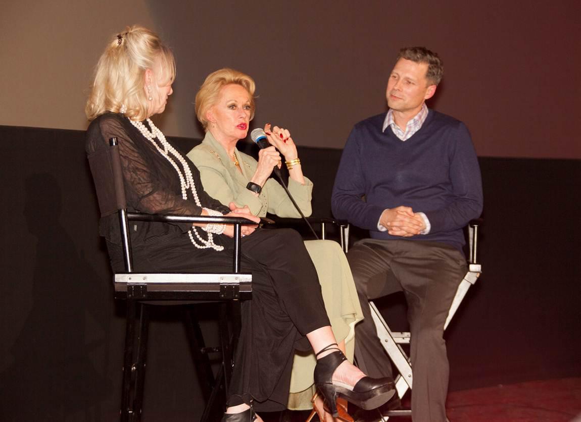 Happy birthday Tippi Hedren! She\s pictured at a 50th anniversary screening of The Birds in 2013. 