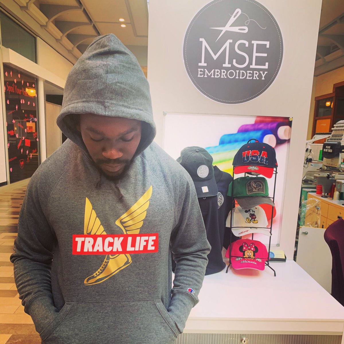 You won’t understand! 💨💨👟👟
Few more designs on the way! 🤫