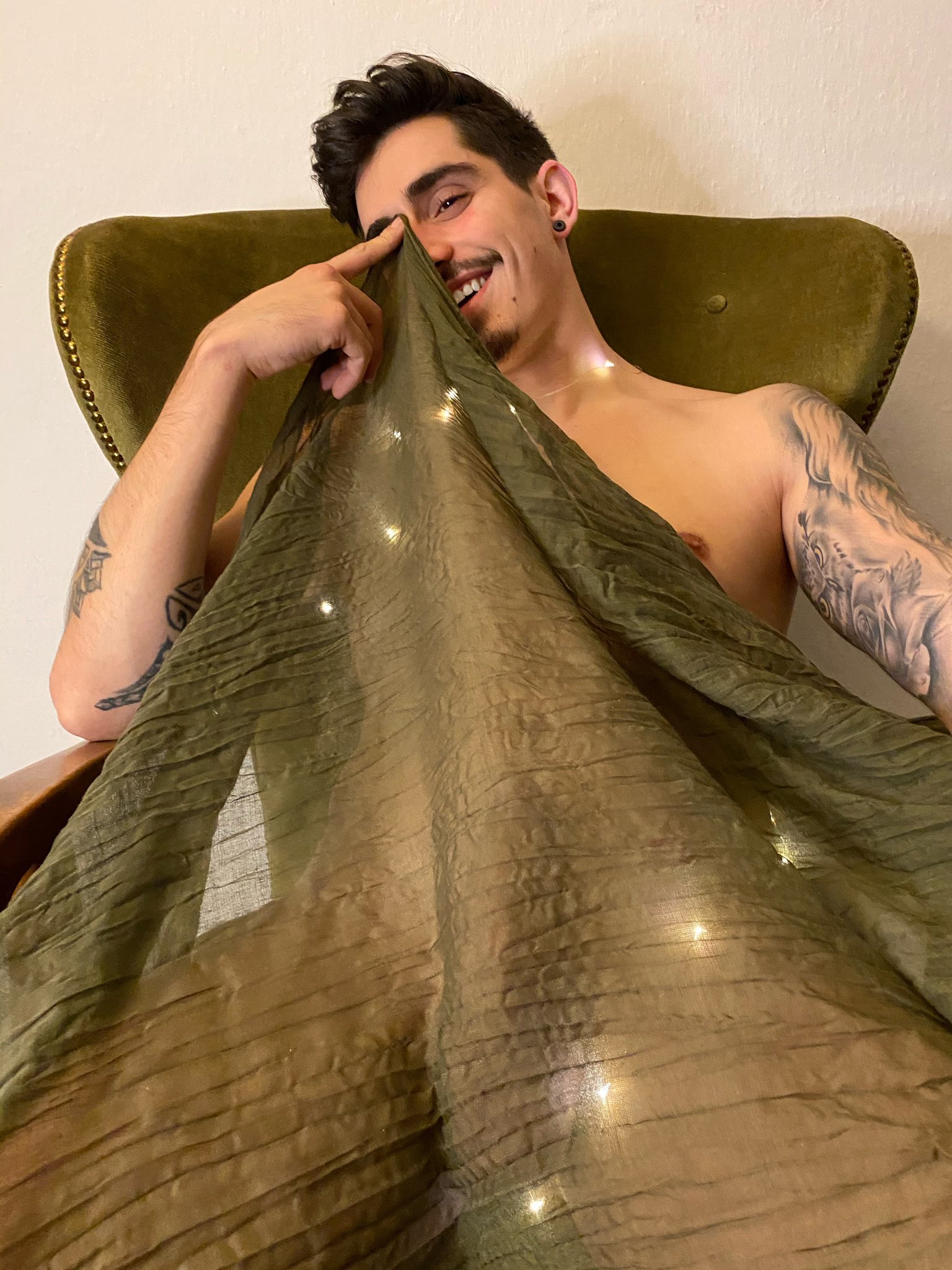 Sr.Kamalga (300k) Top 2,7% onlyfans 😈😇 on X: Estoy sorteando en mi  Instagram un mes gratis de mi onlyfans, pásate y mucha suerte‼️🌹 Im  raffling on my Instagram a free month of