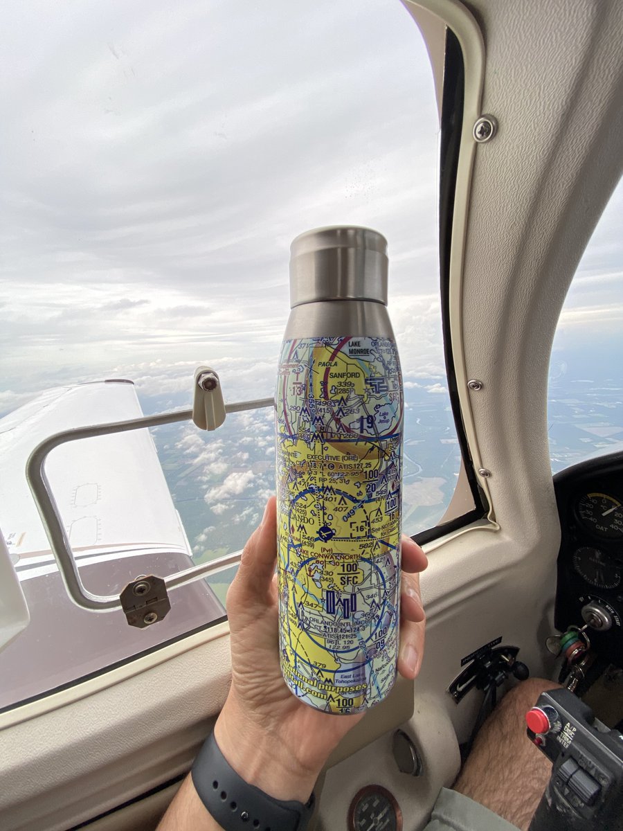 Staying hydrated at 8,000 feet! Where are you flying this week? #ChartItFlyItWearIt #chartitall #aviation #flying 📸: @a_santiago561 on Instagram