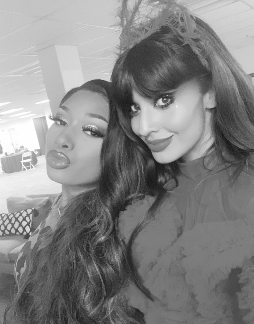 jameelajamil's tweet photo. She is Thee best. @theestallion ❤️ https://t.co/p0xhVvBcfm