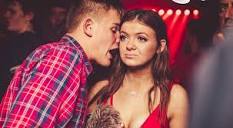 <a href="/GustavoVelazque/">Gustavo</a> Le rompi la cara...