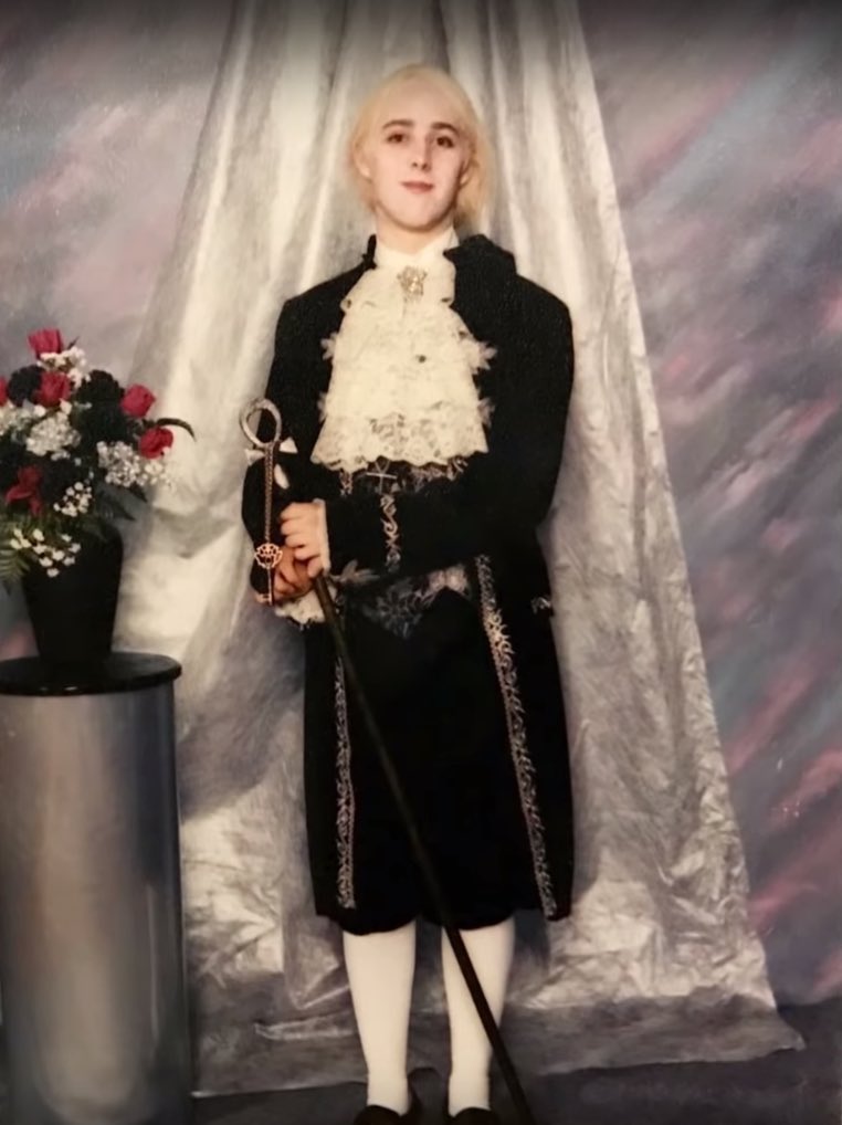 Happy birthday to everyone s favorite immortal, Taliesin Jaffe!!! 