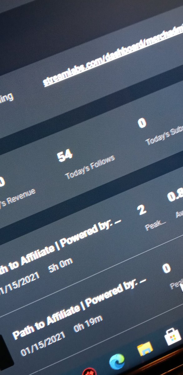 therealGLIB's tweet image. HUGE night streaming....

IM BAAAACK 😈
@TeamTerraform 

Twitch.tv/itsglibb