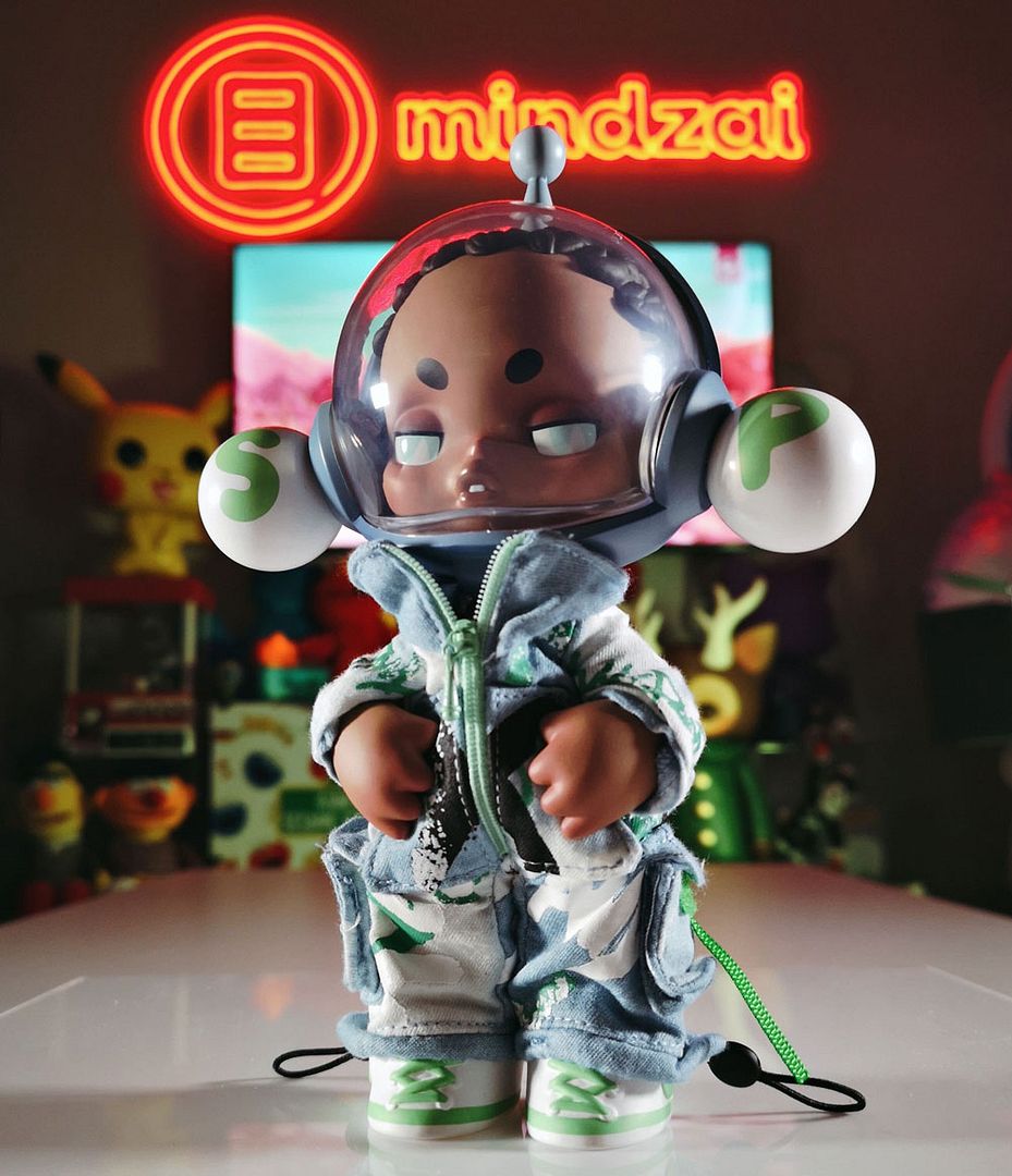 spankystokes's tweet photo. Pop Mart's Skullpanda Cowboy vinyl art toy available from Midzai! https://t.co/s7xXjD8uZP #ArtToy #Canada #Mindzai #PopMart #Skullpanda https://t.co/jO05ZJGKSD