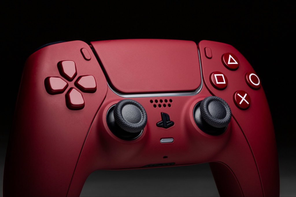 playwgabe's tweet photo. It sucks not being able to access techs we love &amp; desire upon release due to worlds apart. Which is why we here to bridge that gap between limitation &amp; accessibility. Turn on post notifications for latest deals &amp; steals as well as availability of limited stocked consoles. 
🚨🚨🚨 https://t.co/ynj39xJbKc