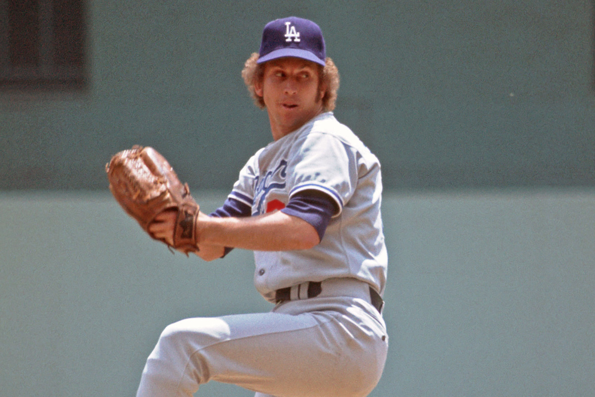 Don Sutton, Hall of Fame Dodgers pitcher, dead from cancer at 75