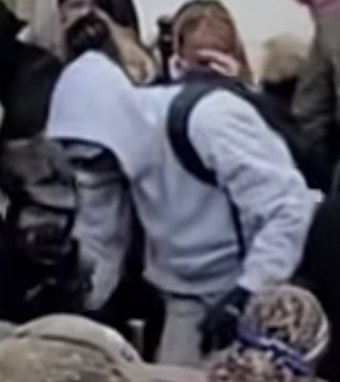 ukrmed's tweet photo. #Grayhat pulled 3 people out of the tunnel #WhiteHoodie, #BlueJacket, #FlagMask. Although not one video gives you a complete picture this one so far "I CAN'T BREATHE (ON THE STEPS) / THE STORM ARRIVED PT. 9", is good. https://t.co/utVIWUQoYy https://t.co/O0j9sld9R2