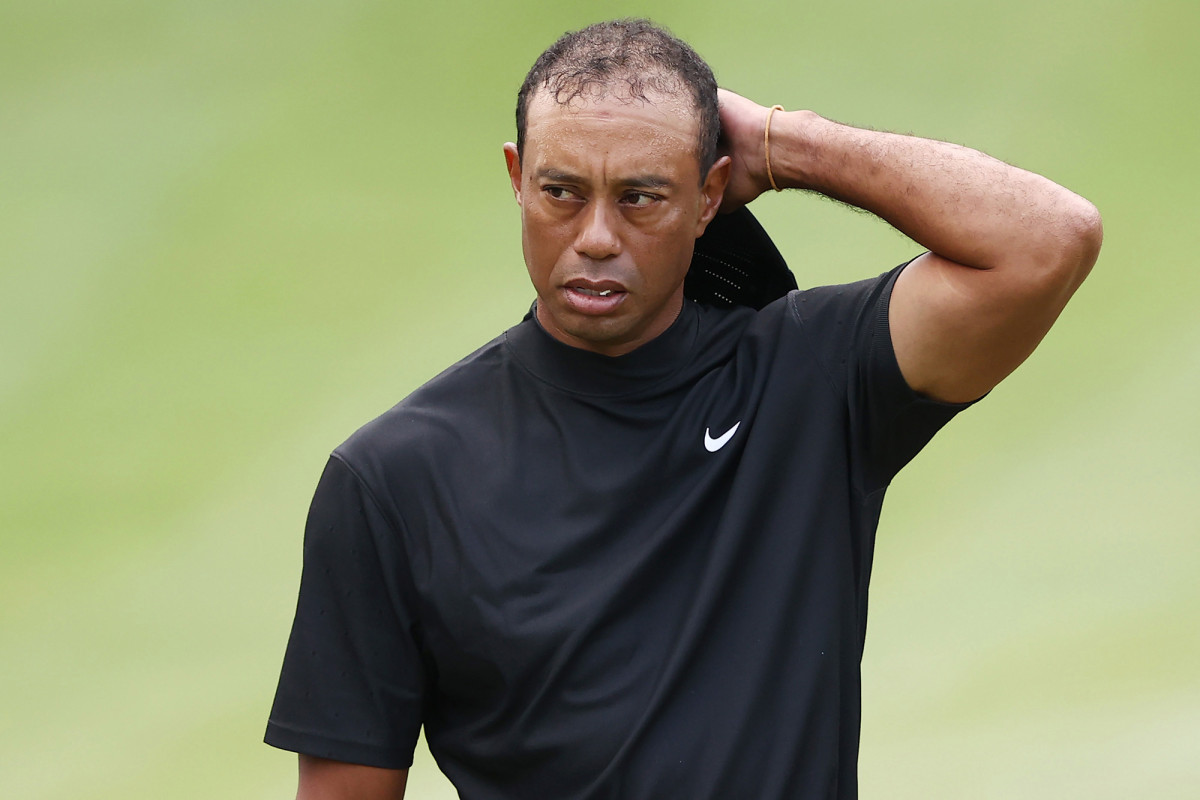 Tiger Woods undergoes fifth back surgery