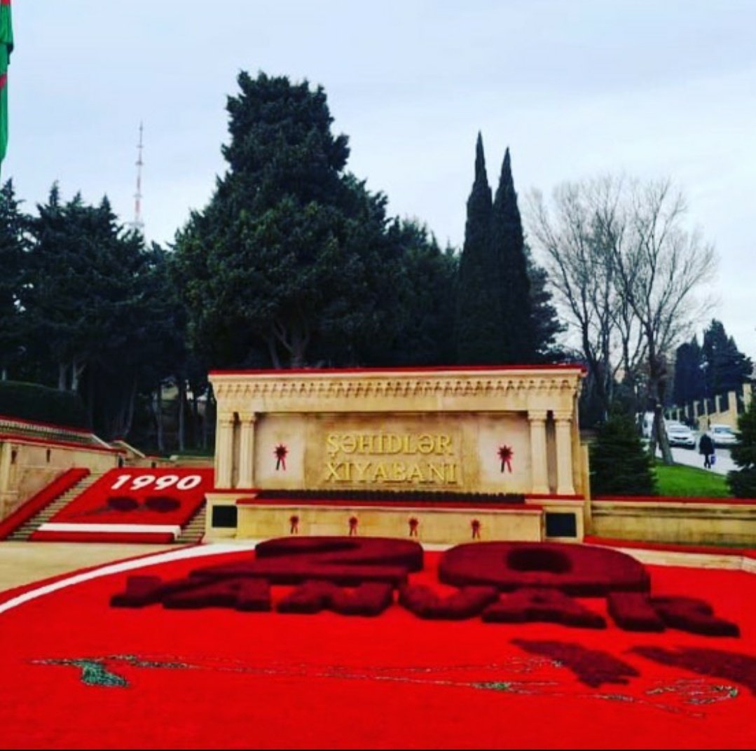 20.01.1990 - 20.01.2021
"gün gələcək qisas alınacağ"deyilirdi. Gün gəldi.. Qisas alındı.. Qanınız yerdə qalmadıı.. Rahat yatın. Məzarınız nurla dolsun🤲🏻

Qatil gülləsinə qurban gedərkən,
Gözünü sabaha dikdi Şəhidlər.
Üçrəngli bayrağı öz qanlarıyla,
Vətən torpağına çəkdi Şəhidlər.