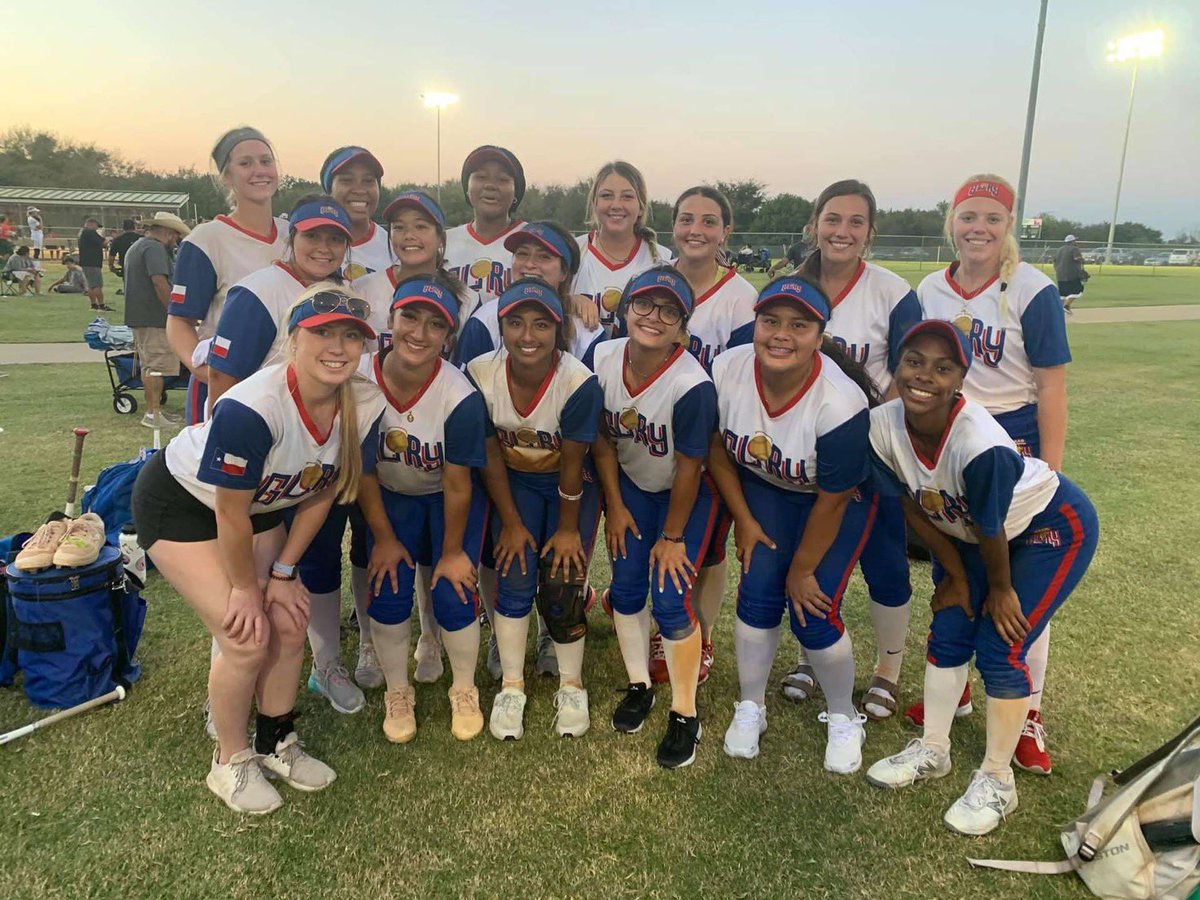 nyab_k1's tweet photo. @TWUSoftball #Gopioneers 🥎 https://t.co/McCzfcmBgv