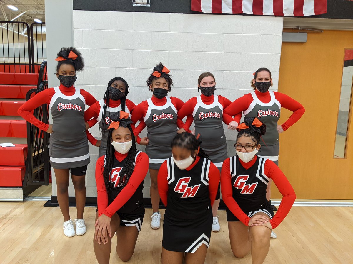 Cheering on the JV boys bball team to a win! @CruisersScoreb1