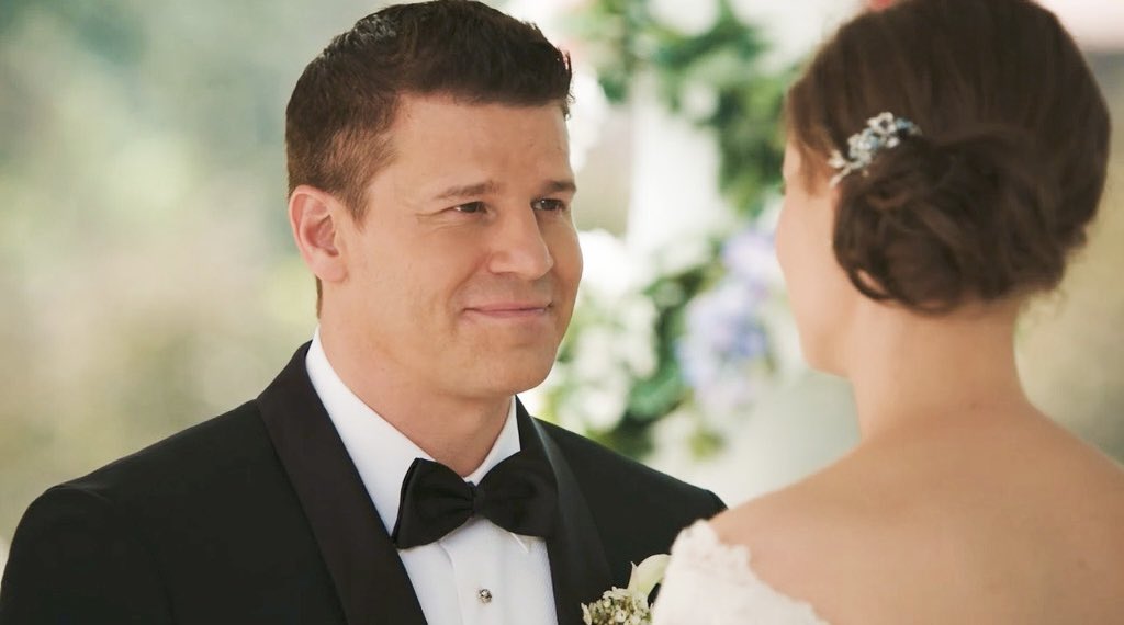 [booth & brennan smiling at each other] a very necessary thread