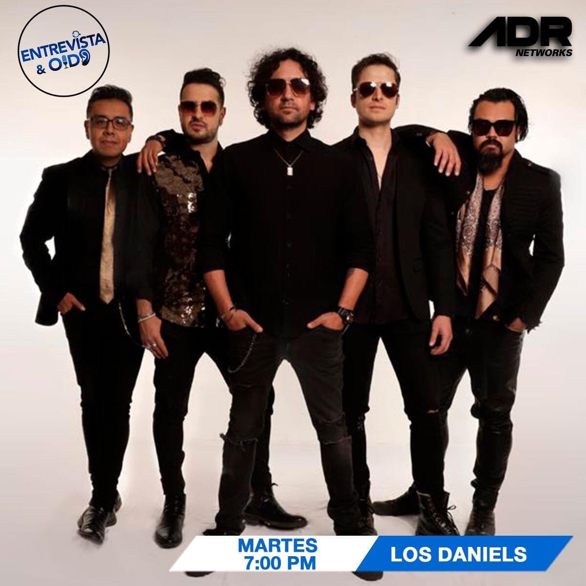 AzulManagement's tweet photo. 🚨Hoy @losdaniels en "Entrevista y Oído"🚨 conducido por @pepecampa . 🎙️
7 pm a través de @adrnetworksmx .📺
#ActivandoTusSentidos #LosDaniels #EntrevistaYOido #AzulManagement #Booking #Music https://t.co/rC0BsxuDYN