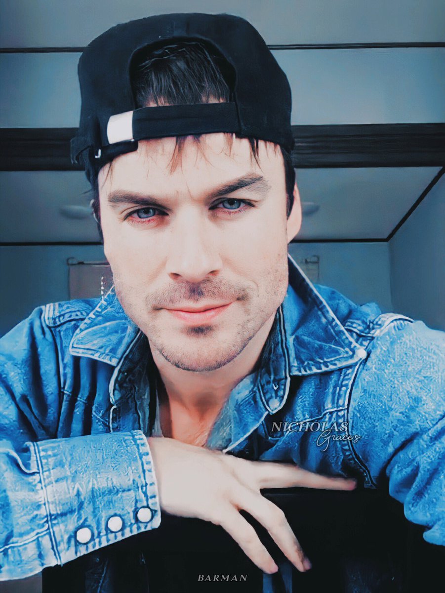 Nadinetmyers's tweet photo. every night I wanna live in color through a white-blue screen, I got a technicolor vision going vivid in my white-blue jeans, I know it's complicated 'cause everyone that I've dated says they hate it 'cause they don't know what to do with me https://t.co/6Gox0gieii